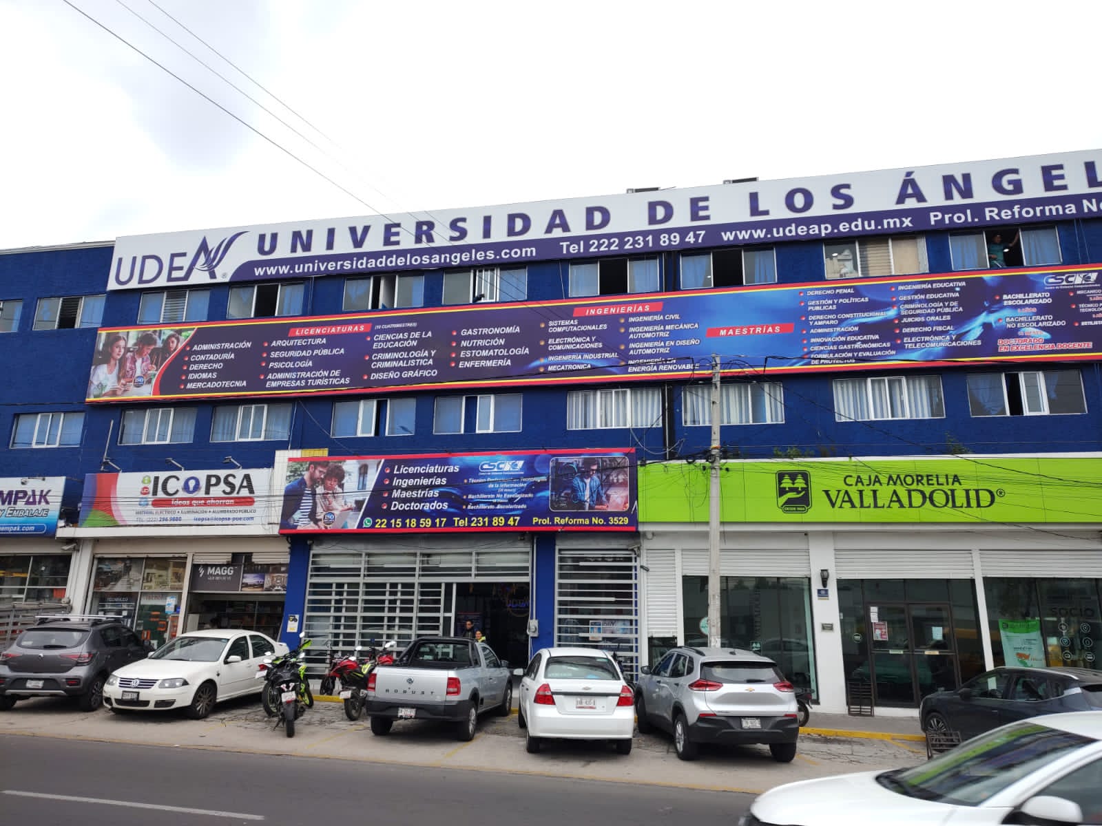 Prol. Reforma  3529 Col. La Paz Puebla , Pue    Tel.    222 242  89 47